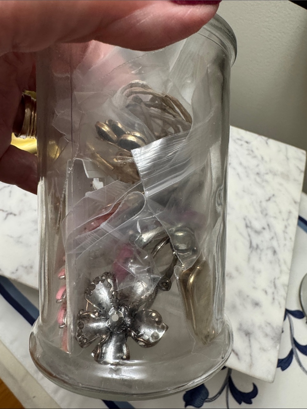 Earrings and rings assorted Clear Glass Apothecary Jar with Lid #1 - 15 pieces - Picture 2 of 5